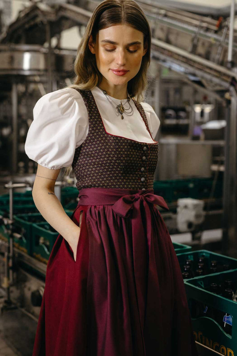 Dirndl Alexandra Rot (lang) - Amsel Fashion